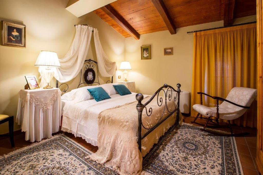 Dimora Di Charme Villa Sant'Erasmo Fumone ภายนอก รูปภาพ